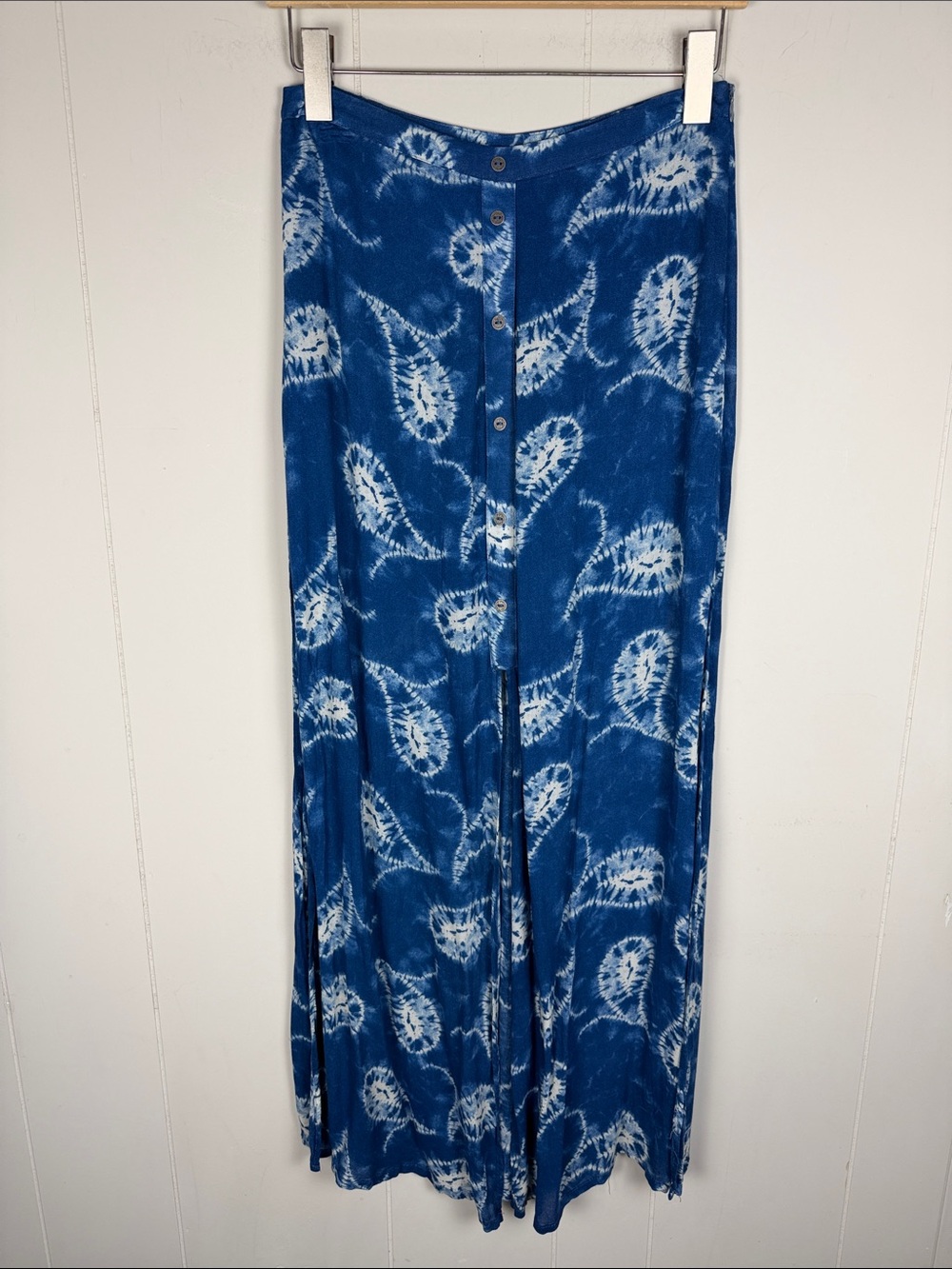 Mink Pink Paisley Blue Tie-Dye Maxi Skirt Flowy Silk Feel Size Small